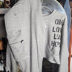 Curverra Gray Jogger Set